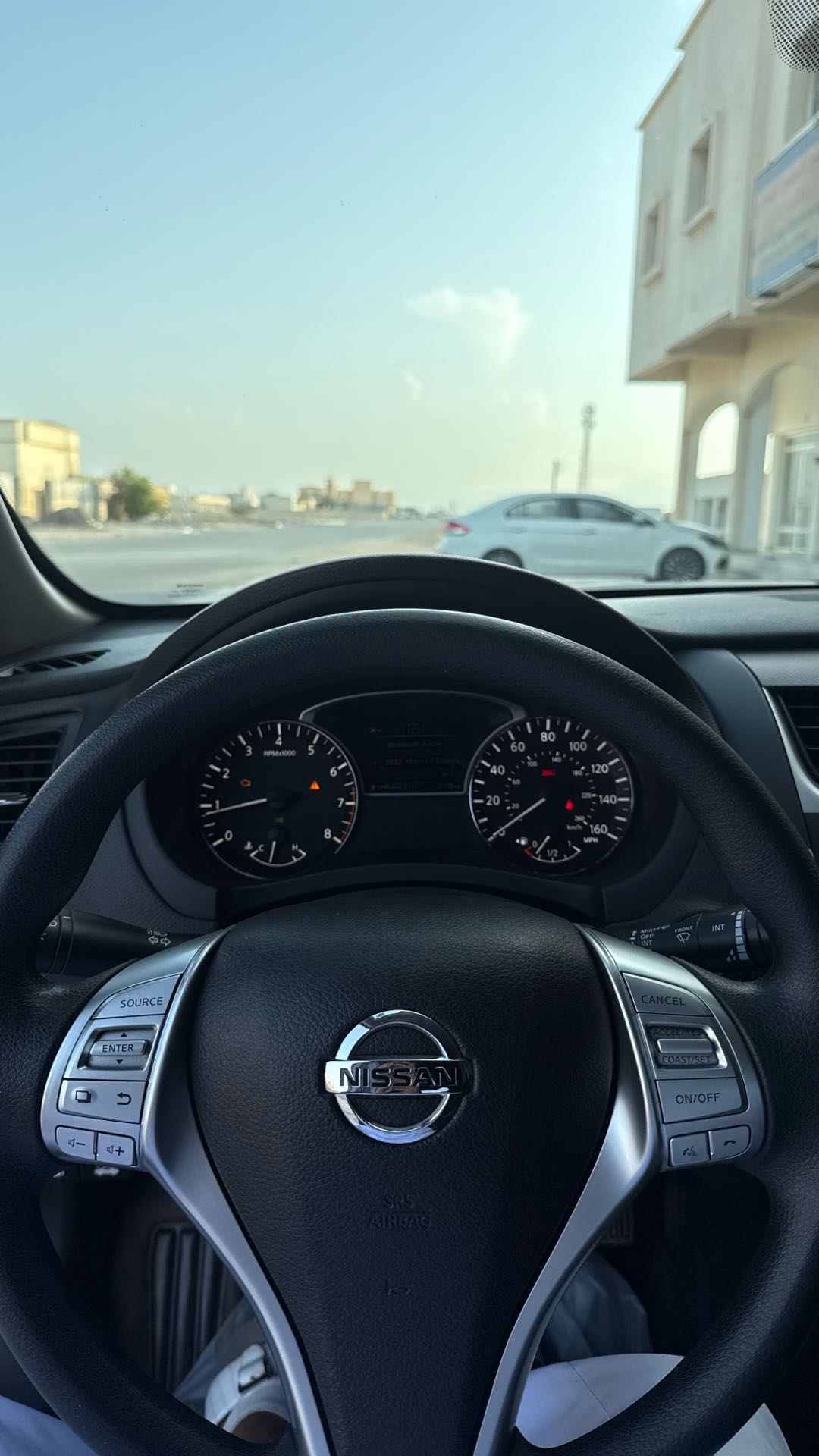 Car Image 2018 NISSAN ALTIMA SV