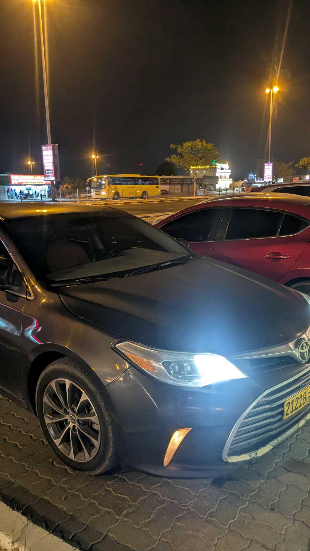 Car Image 2016 TOYOTA AVALON XLE Premium