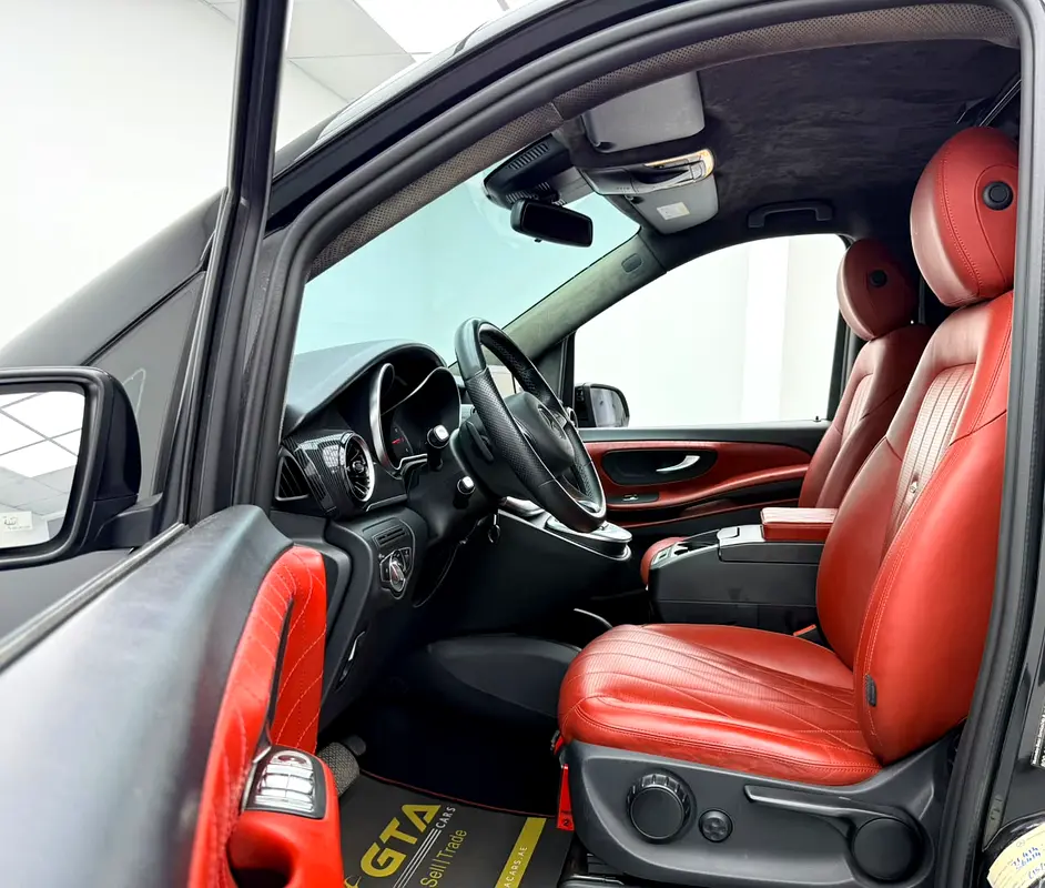 Car Image 2020 MERCEDES V Class 