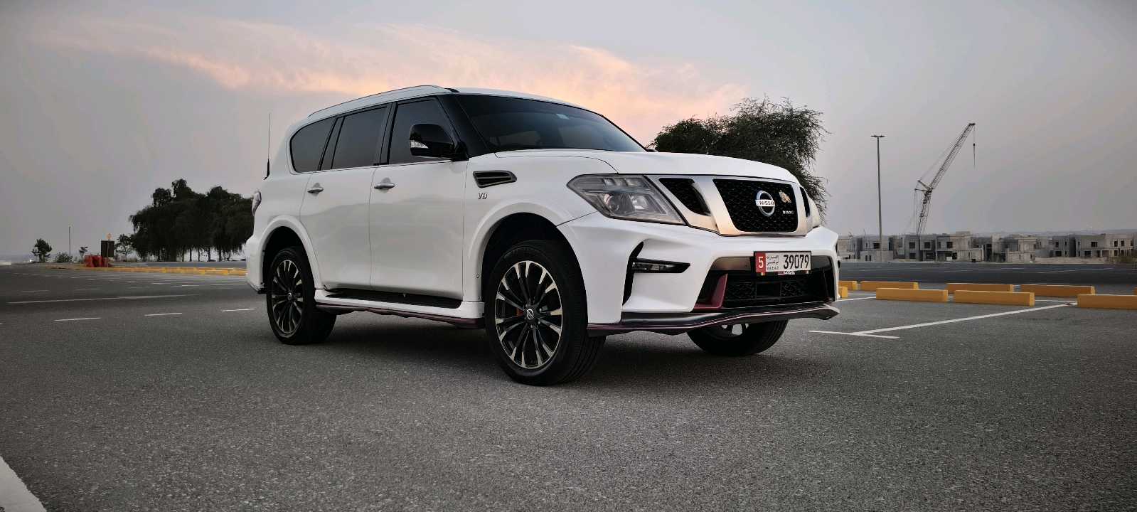 Car Image 2012 NISSAN PATROL SE