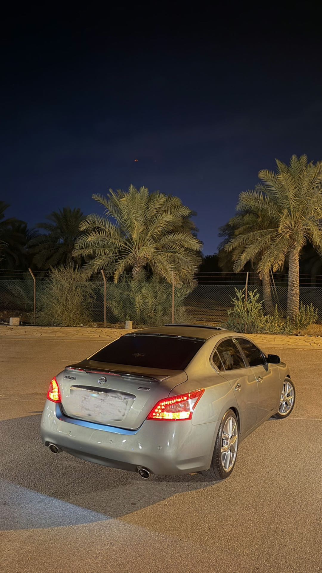 Car Image 2011 NISSAN MAXIMA SV