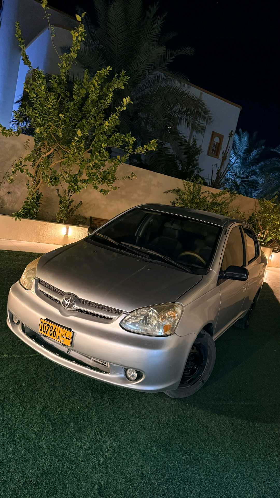 Car Image 2005 TOYOTA ECHO 