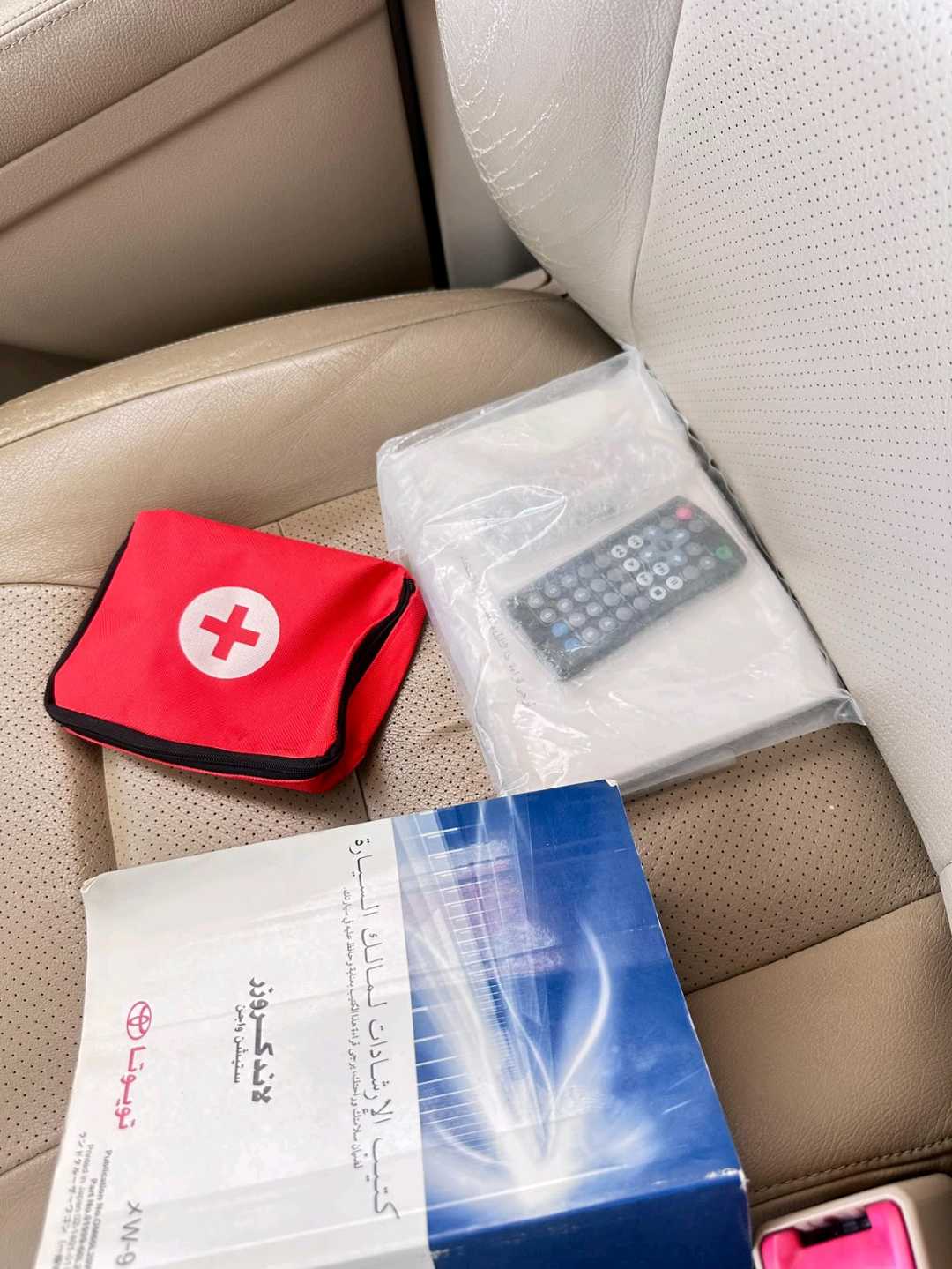 Car Image 2014 TOYOTA LAND CRUISER GX.R