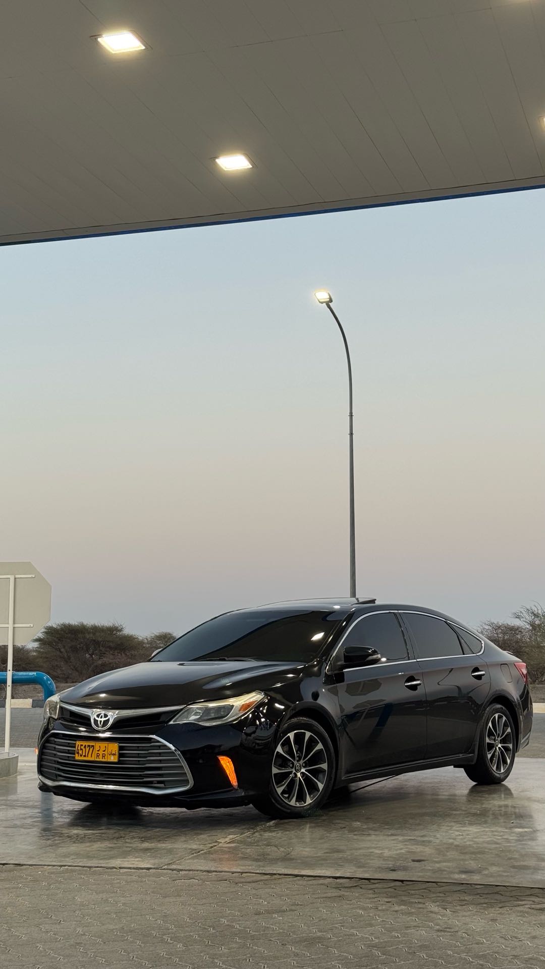 Car Image 2016 TOYOTA AVALON XLE Premium