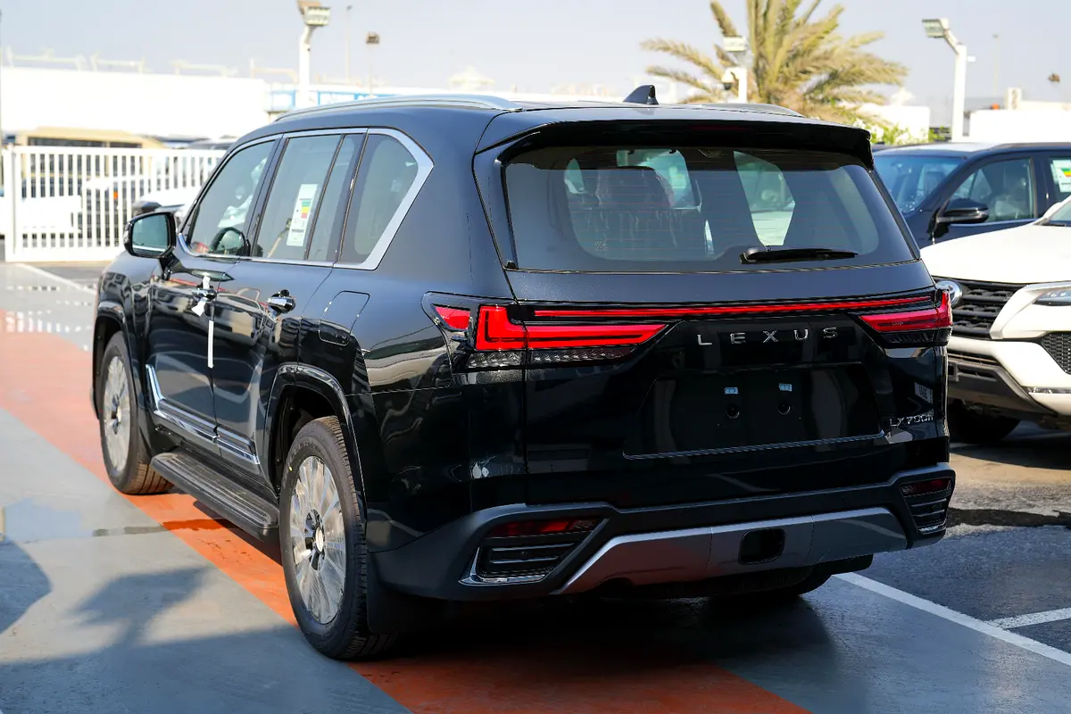 Car Image 2026 LEXUS LX 700 H