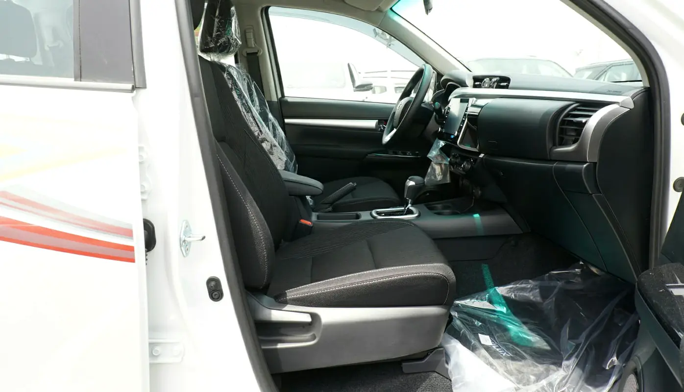 Car Image 2026 TOYOTA HILUX GLX