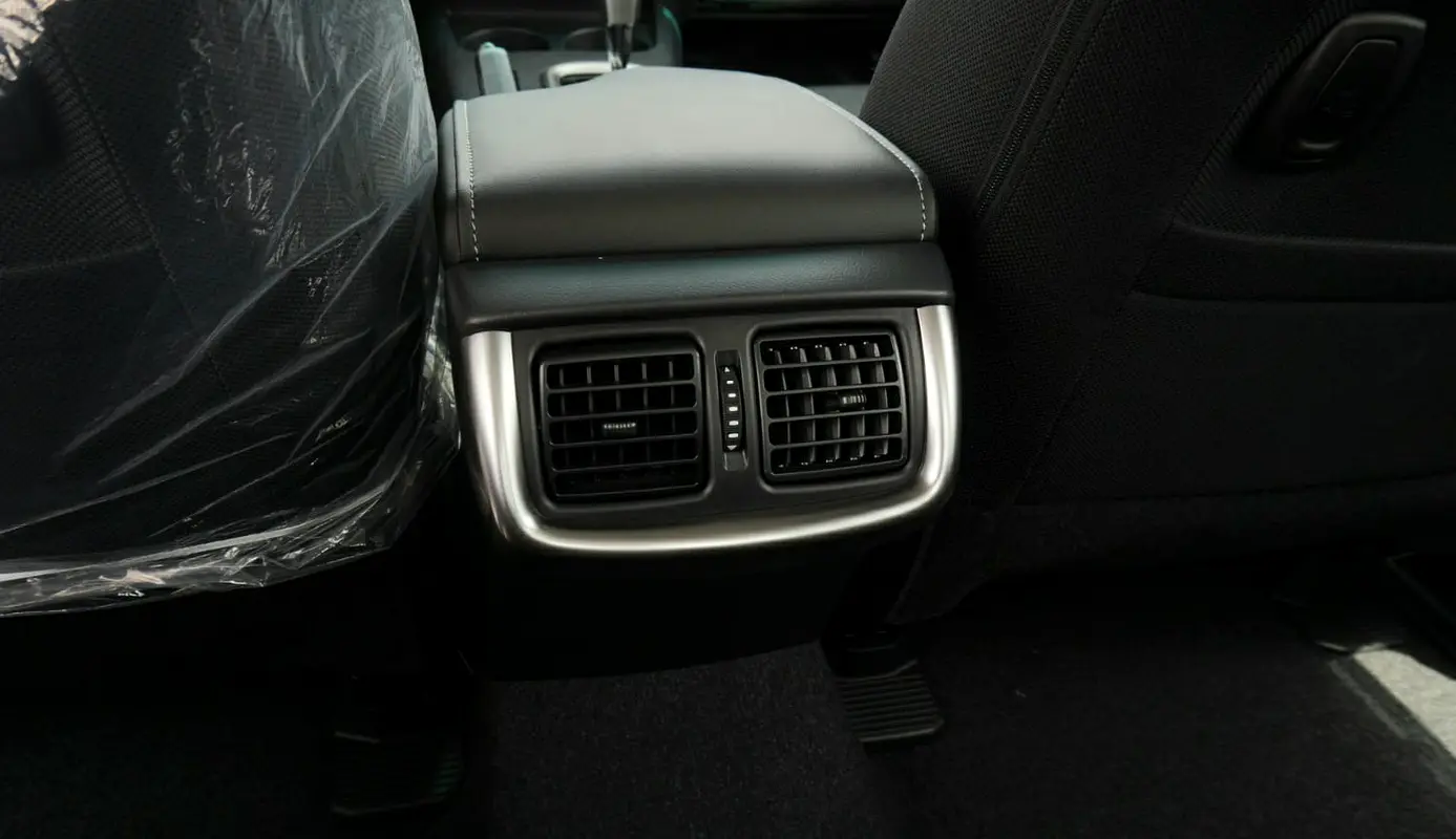 Car Image 2026 TOYOTA HILUX GLX