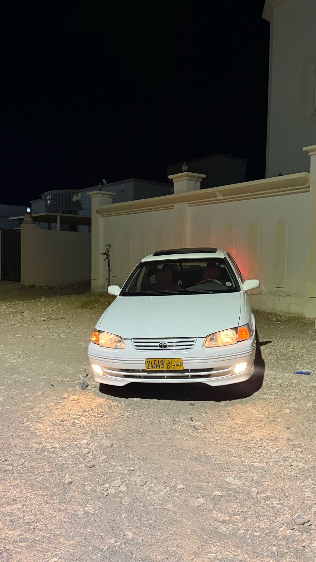 Car Image 1999 TOYOTA CAMRY XLE