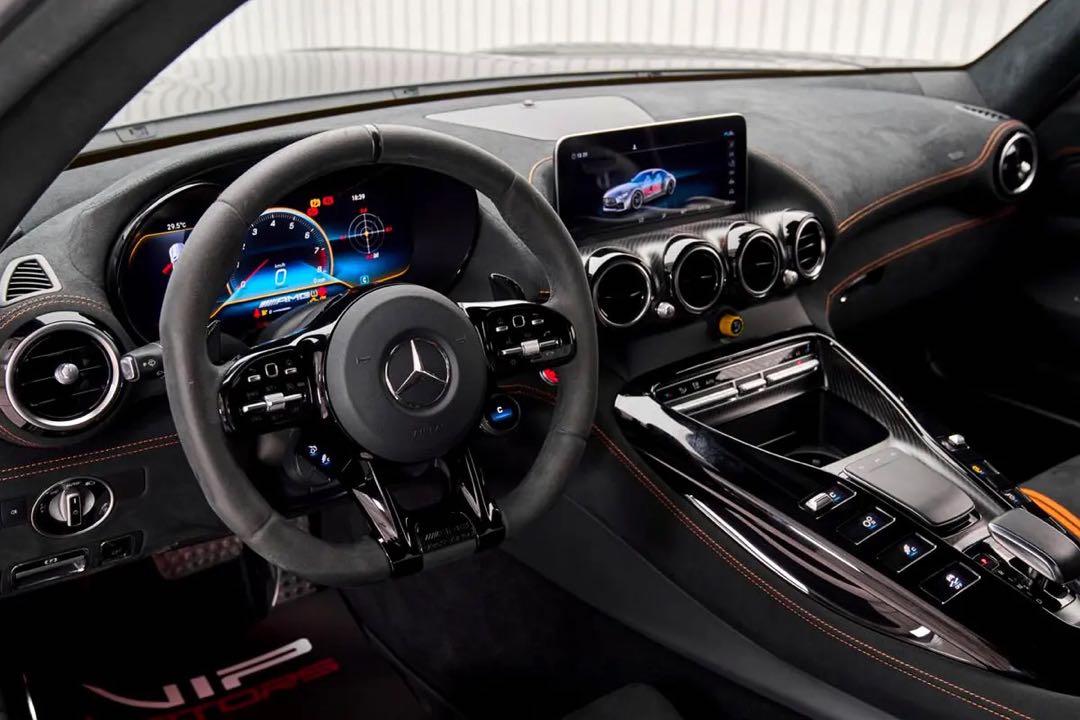 Car Image 2021 MERCEDES AMG ONE 