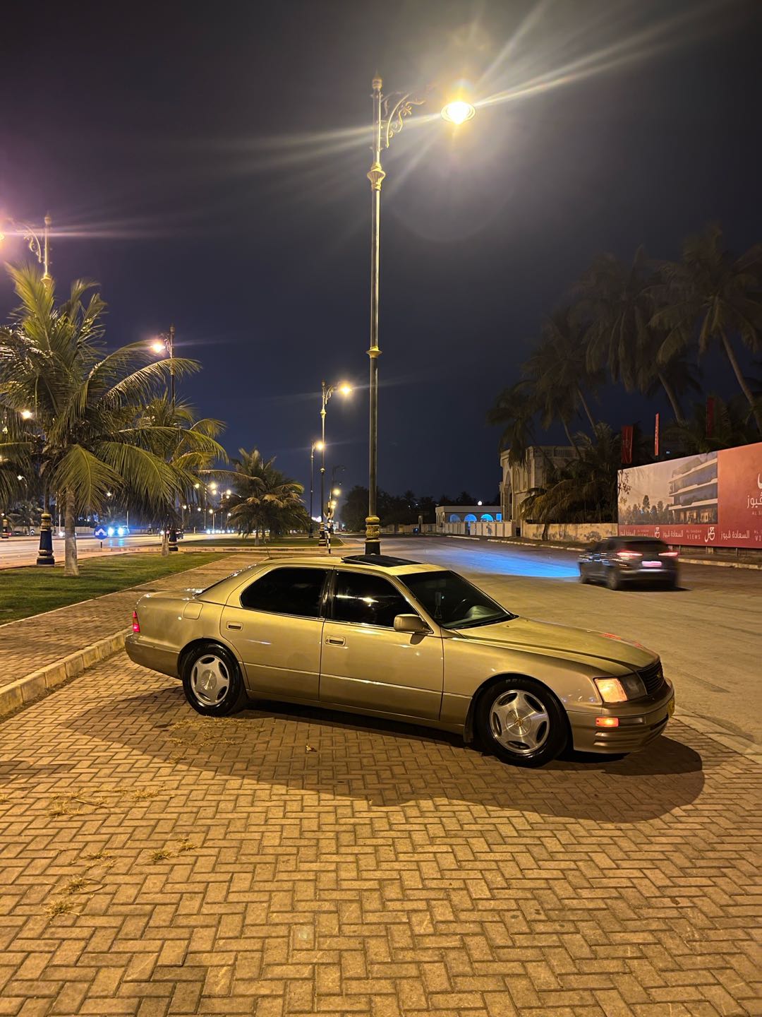 Car Image 1997 LEXUS LS 400