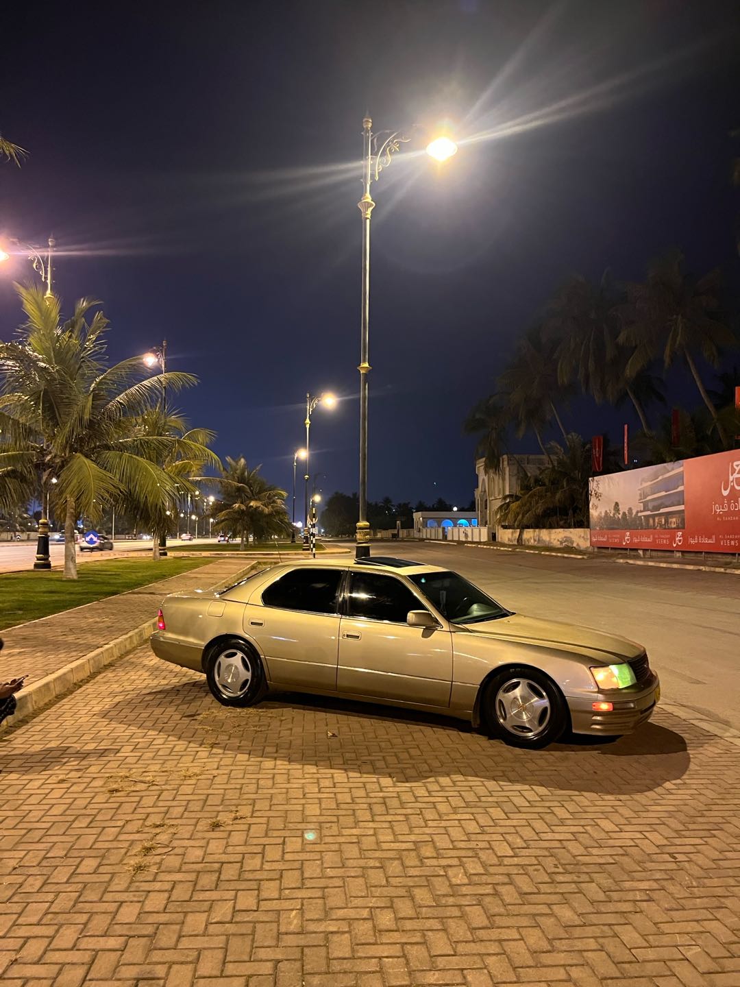 Car Image 1997 LEXUS LS 400