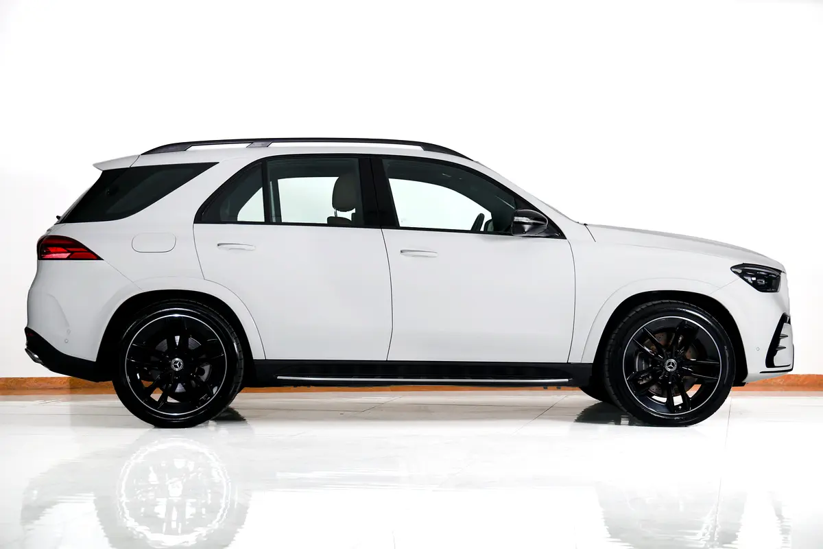 Car Image 2025 MERCEDES GLE CLASS GLE 450 4MATIC