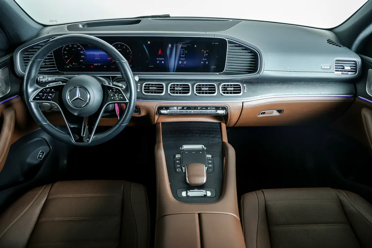Car Image 2025 MERCEDES GLE CLASS GLE 450 4MATIC