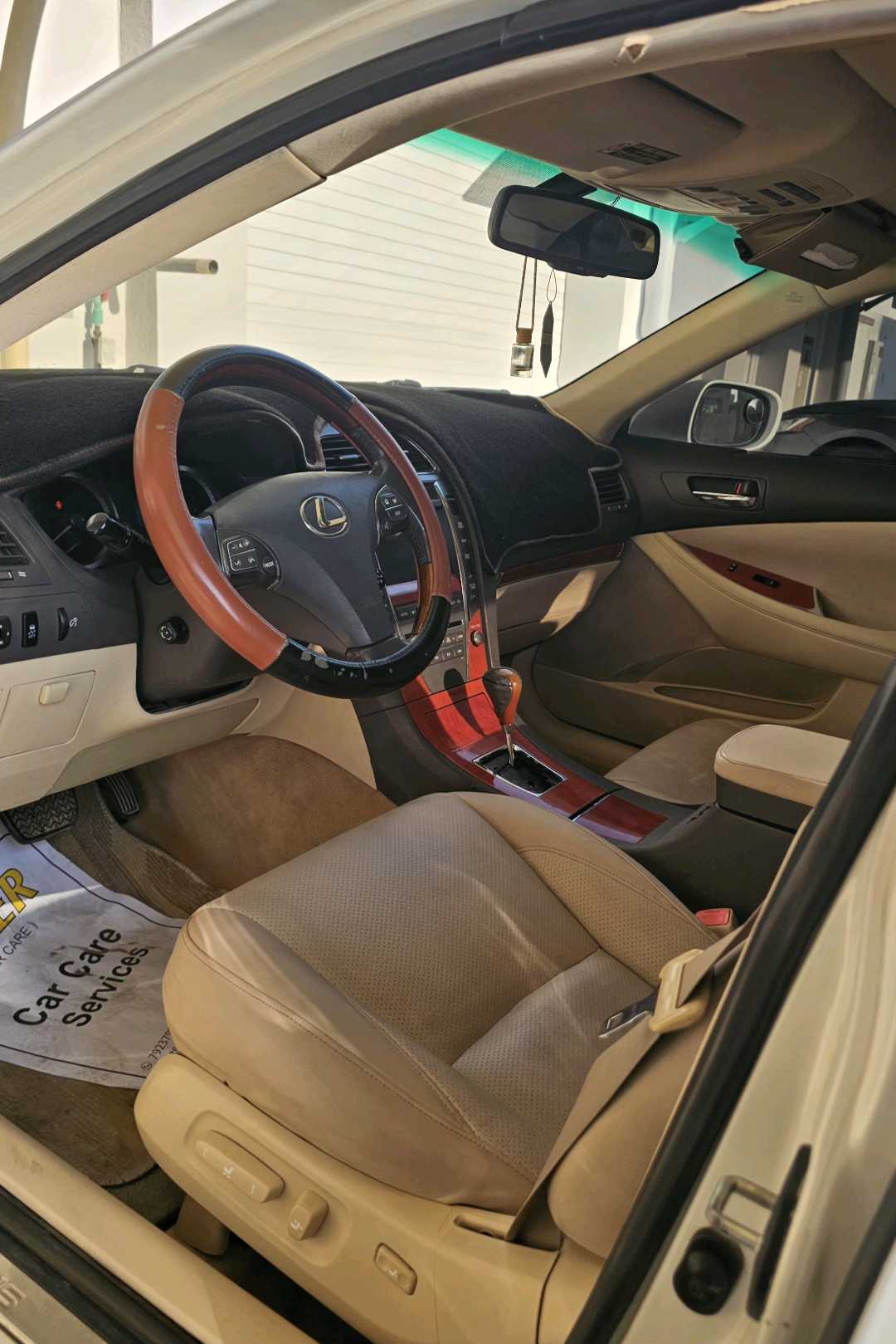 Car Image 2010 LEXUS ES 350