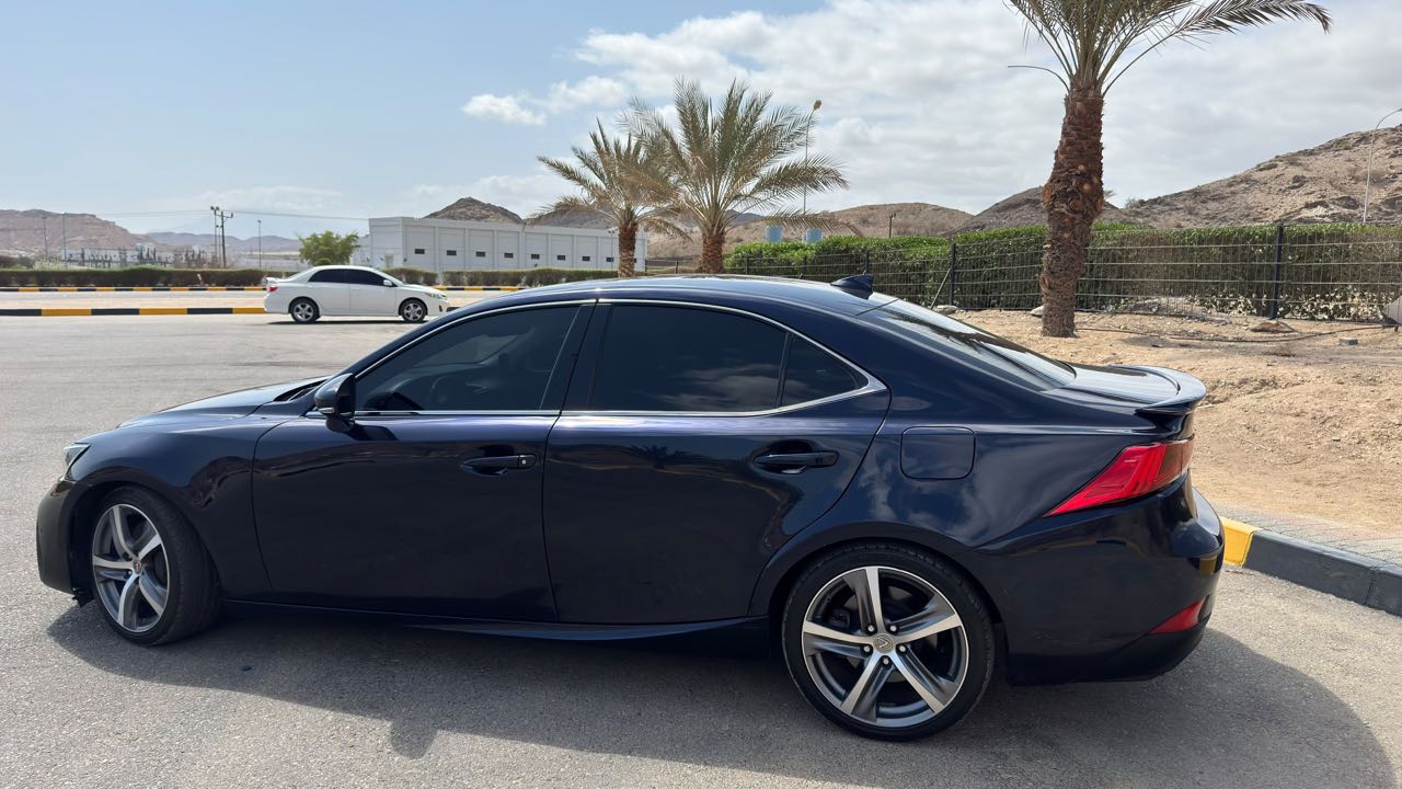 Car Image 2017 LEXUS IS 300