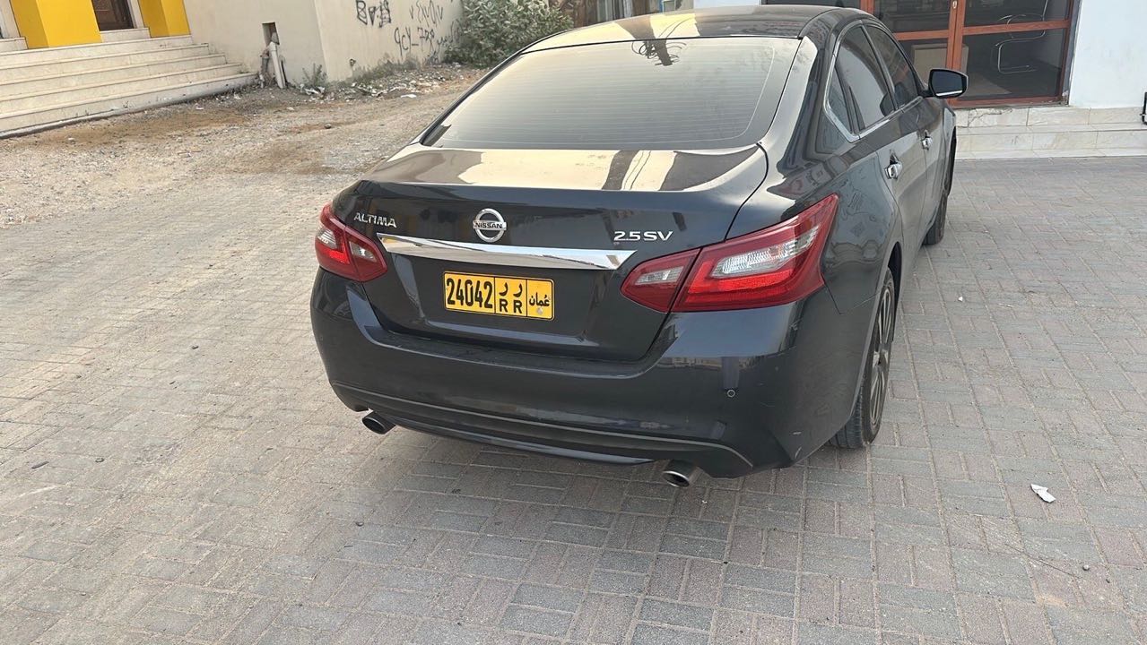 Car Image 2018 NISSAN ALTIMA S