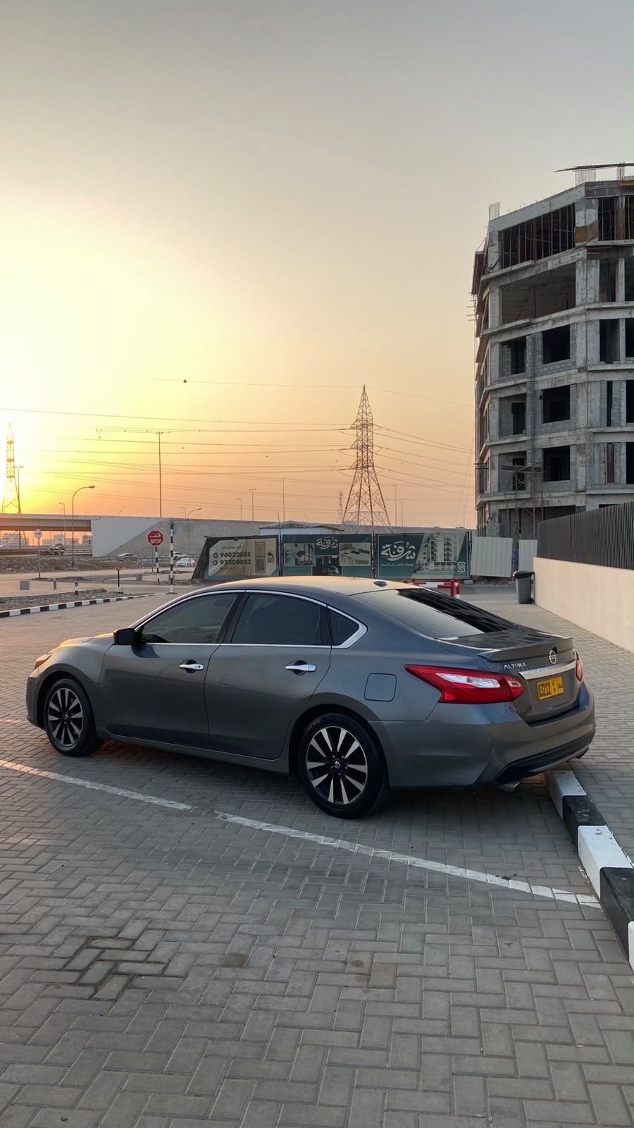 Car Image 2018 NISSAN ALTIMA SV