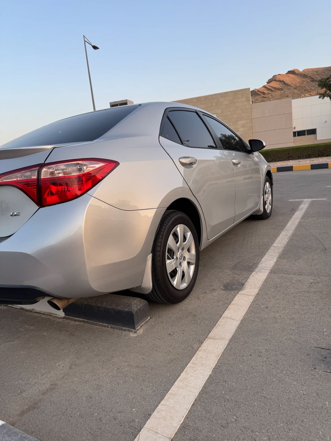 Car Image 2018 TOYOTA COROLLA L