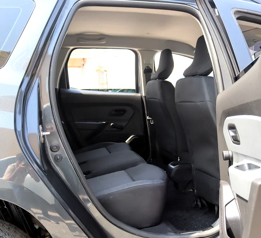 Car Image 2025 RENAULT DUSTER Base
