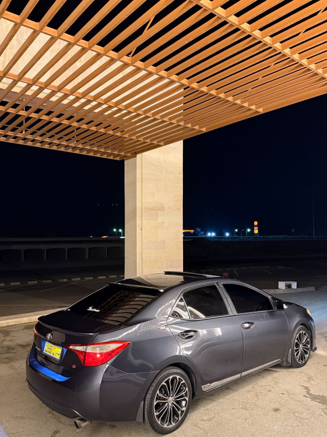 Car Image 2014 TOYOTA COROLLA S