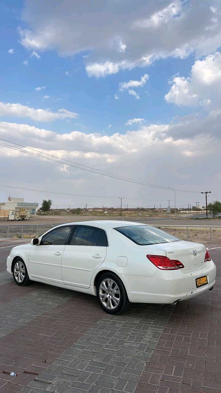 Car Image 2008 TOYOTA AVALON XL