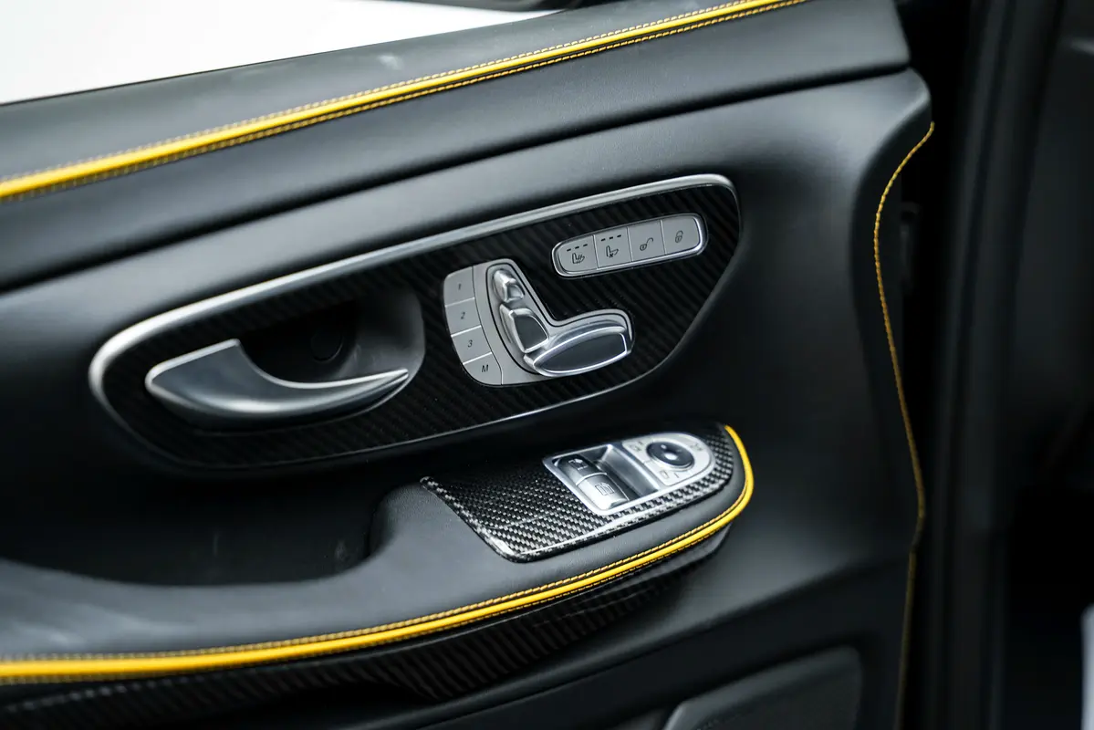 Car Image 2026 MERCEDES V Class V300