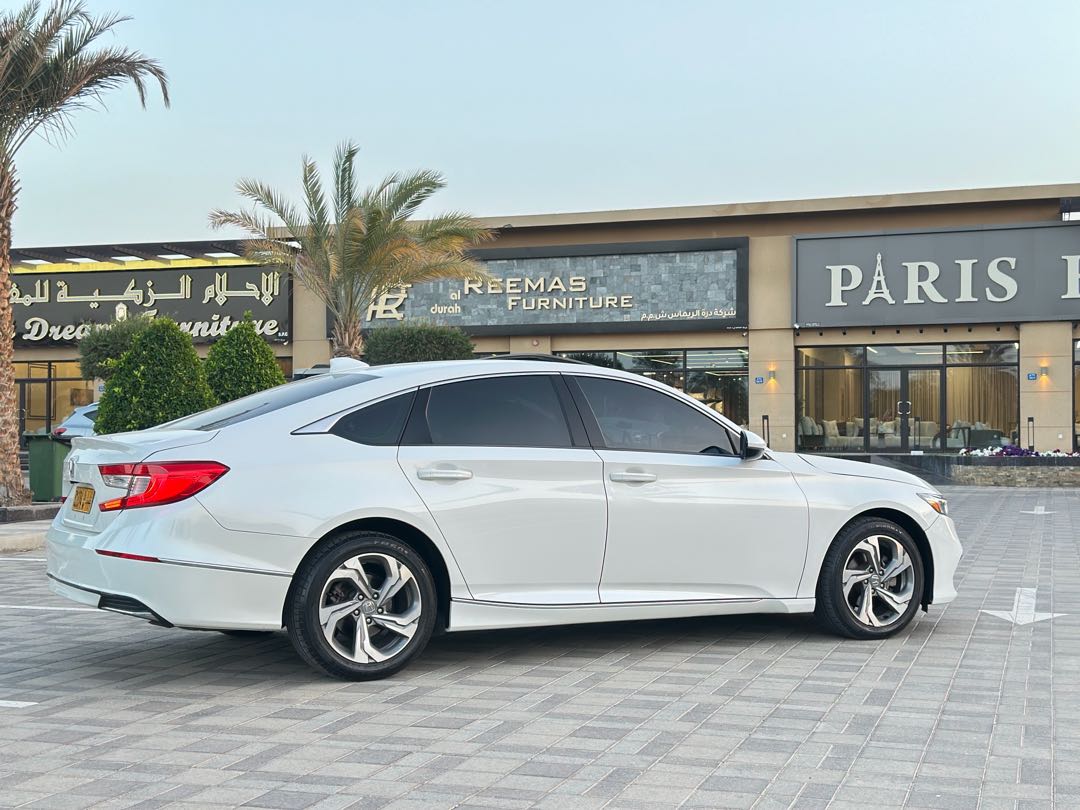 Car Image 2019 HONDA ACCORD EXL