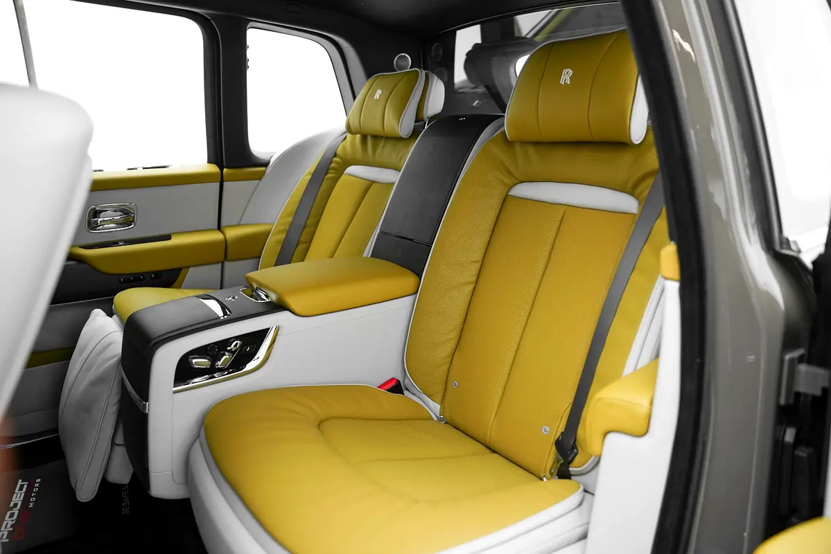 Car Image 2026 ROLLS ROYCE CULLINAN 
