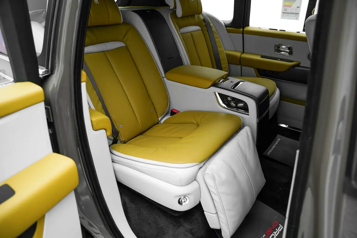 Car Image 2026 ROLLS ROYCE CULLINAN 