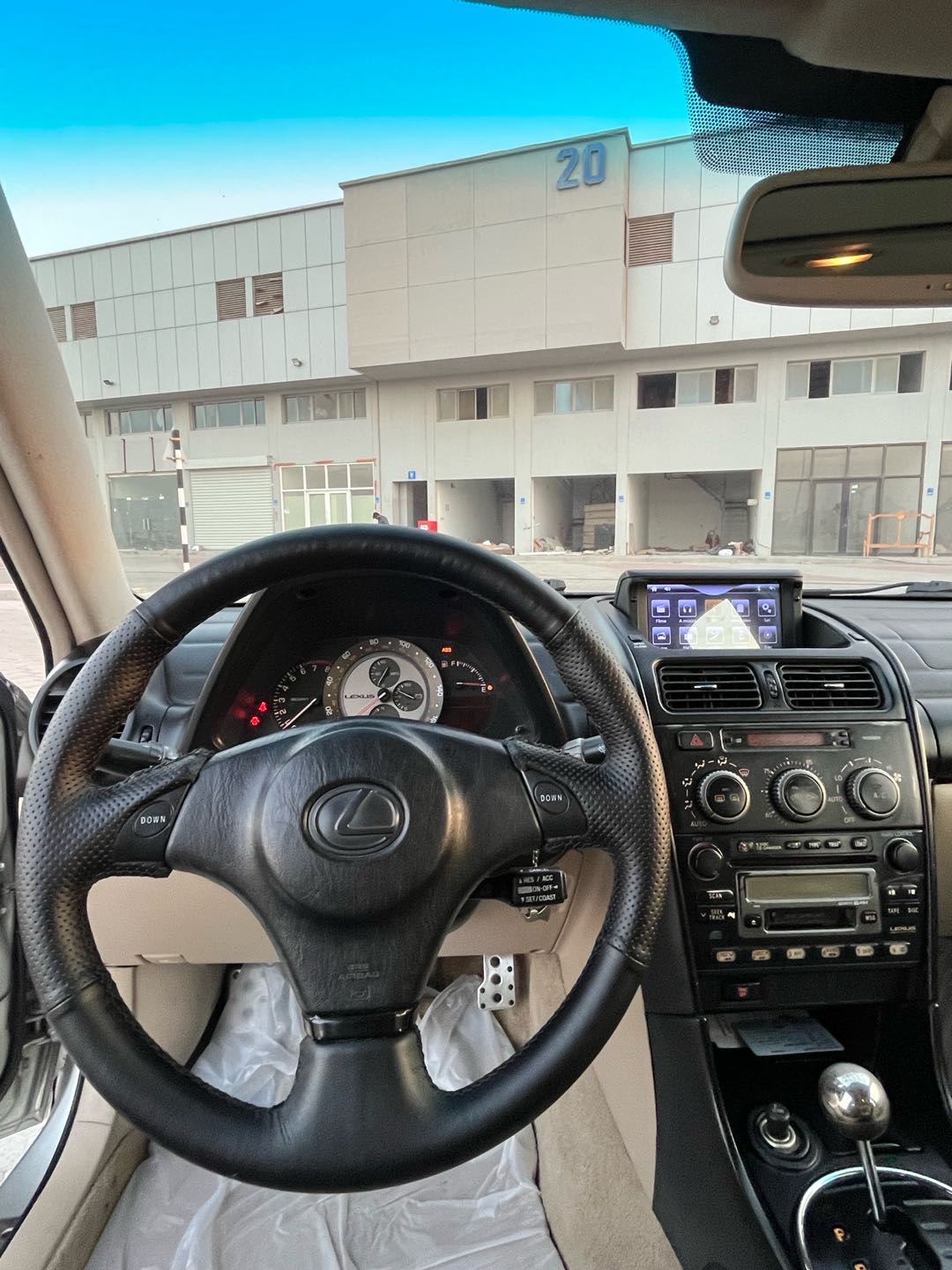 Car Image 2002 LEXUS IS 300