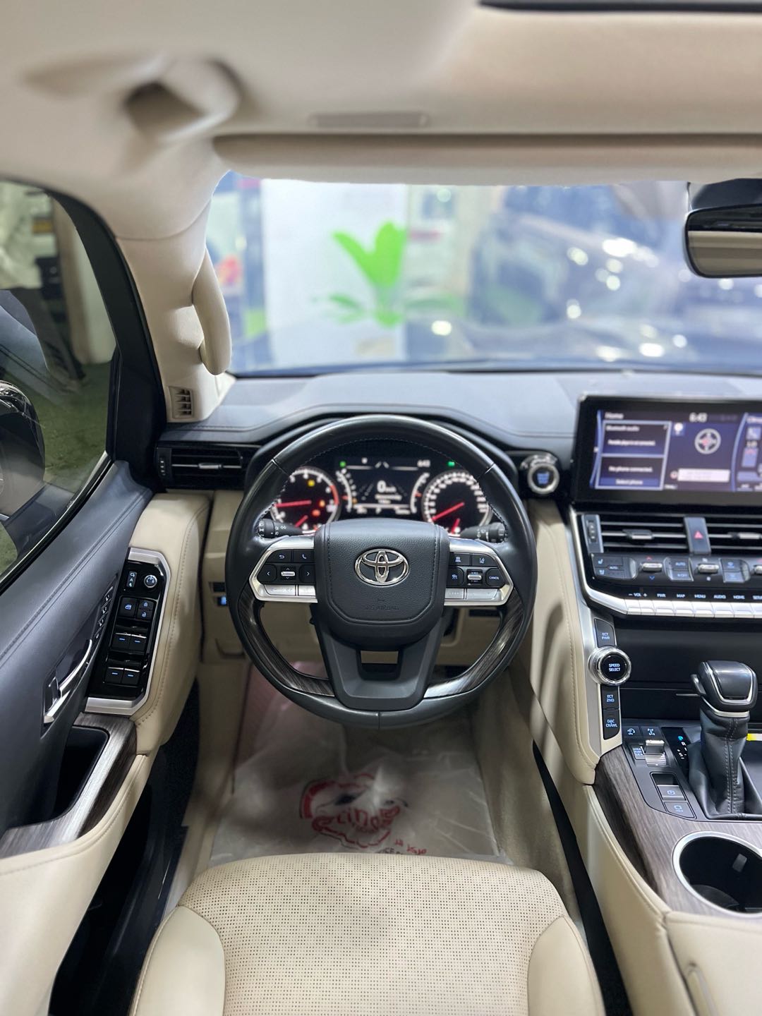 Car Image 2025 TOYOTA LAND CRUISER VX.R