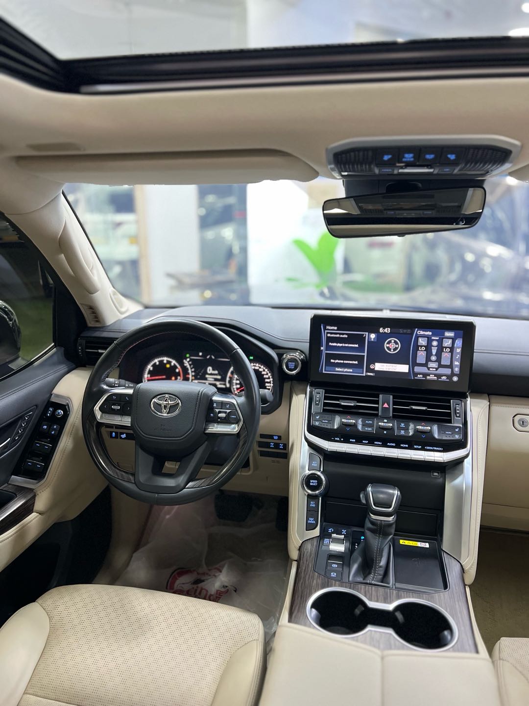 Car Image 2025 TOYOTA LAND CRUISER VX.R