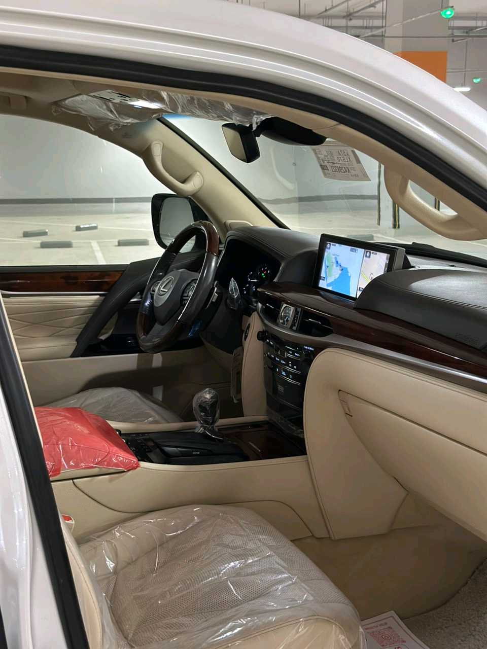 Car Image 2019 LEXUS LX OVERTRAIL