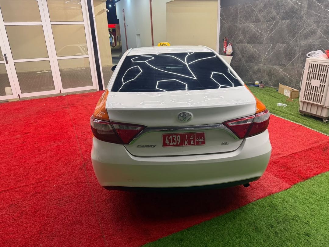 Car Image 2017 TOYOTA CAMRY GL