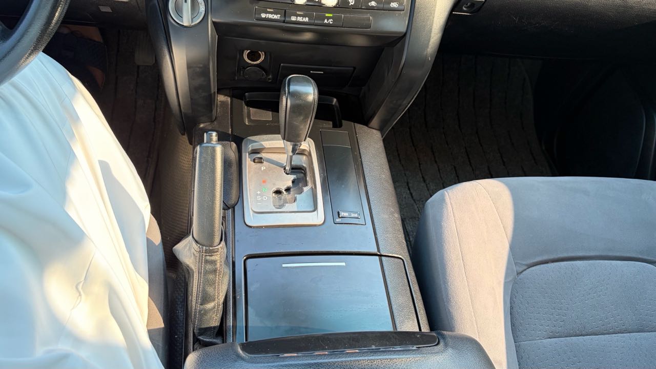 Car Image 2009 TOYOTA LAND CRUISER GX.R