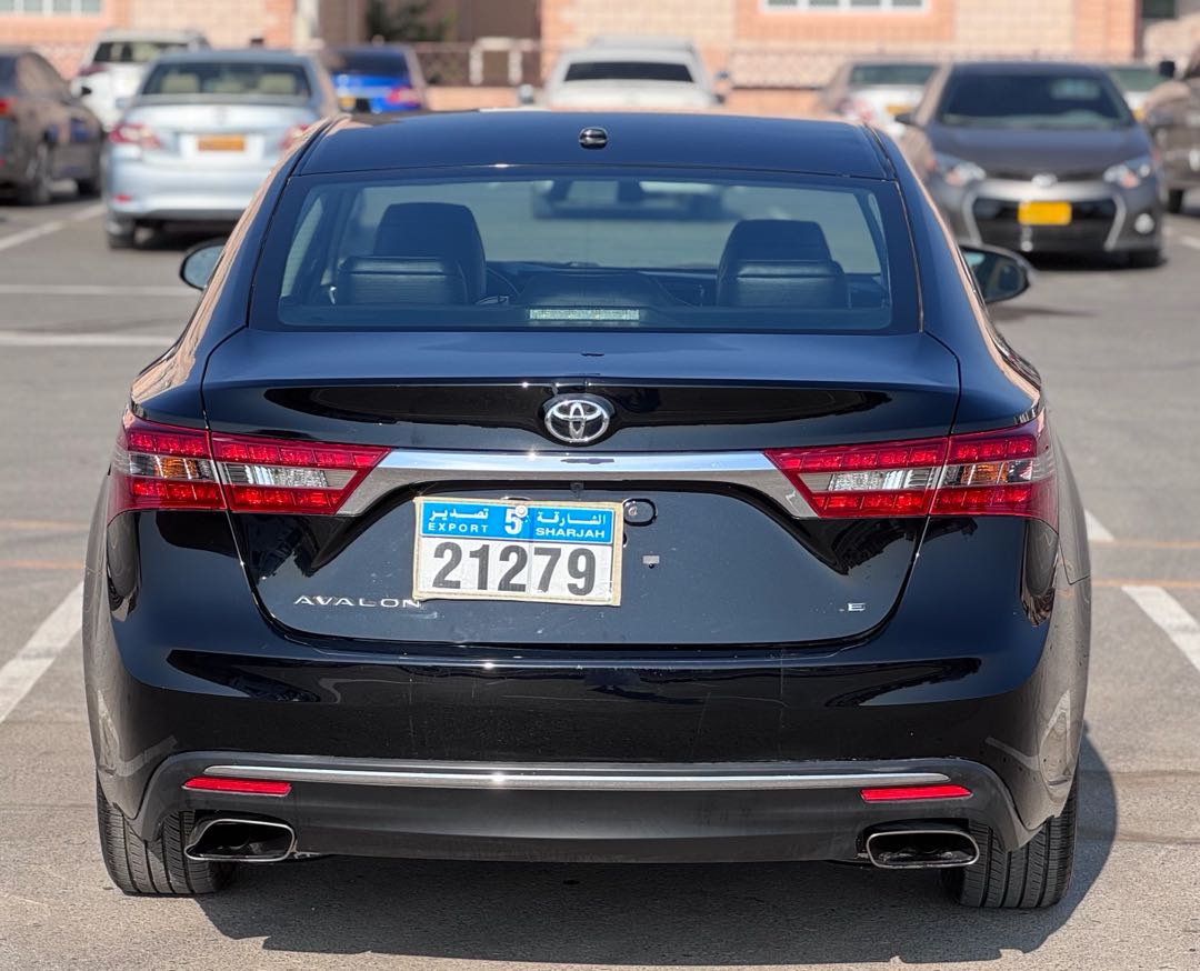 Car Image 2018 TOYOTA AVALON XLE Premium