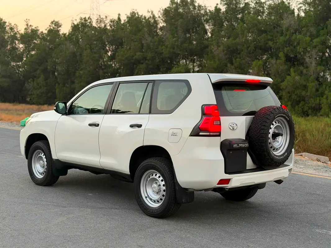Car Image 2019 TOYOTA Prado VX.I