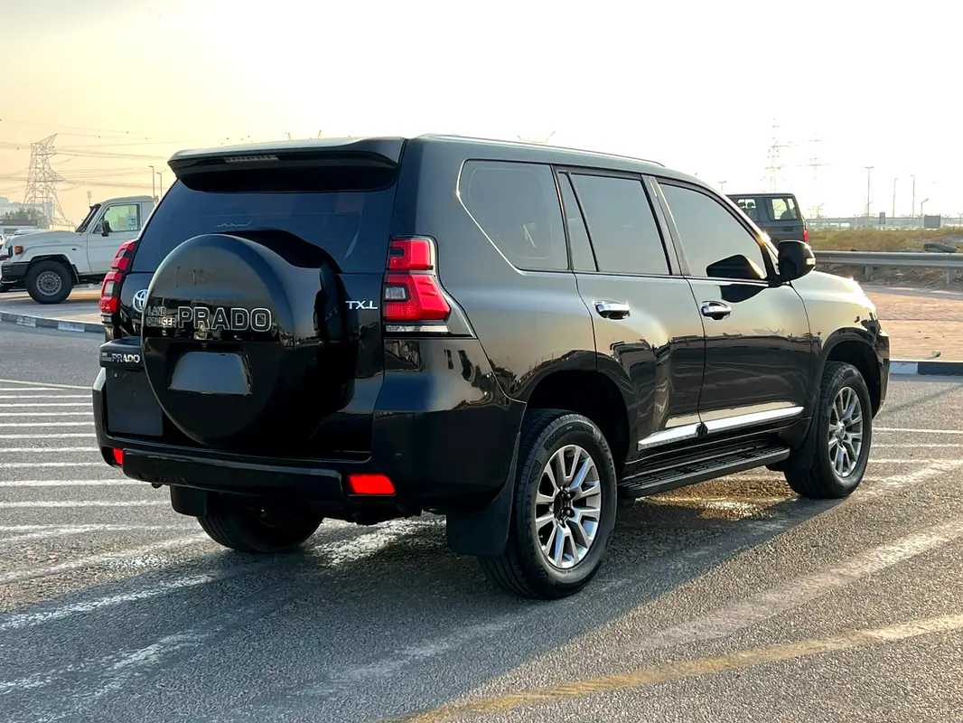 Car Image 2019 TOYOTA Prado TXL