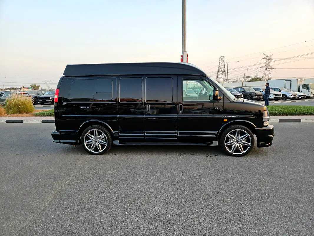 Car Image 2007 CHEVROLET EXPRESS LS