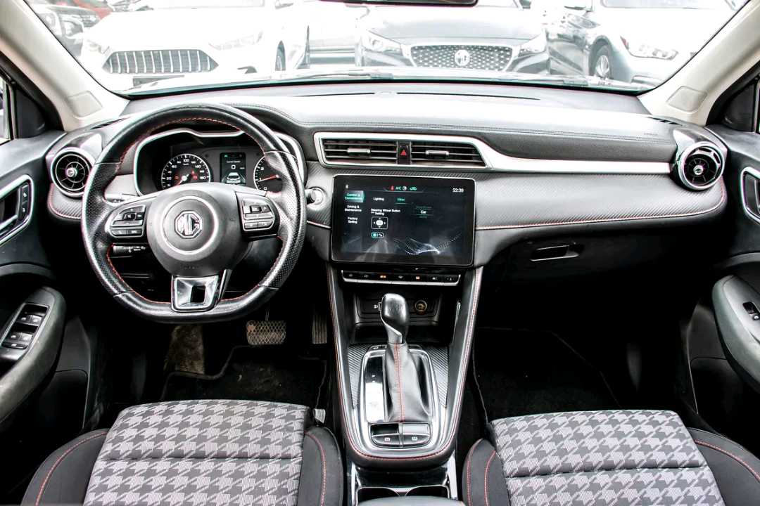 Car Image 2023 MG ZS Comfort