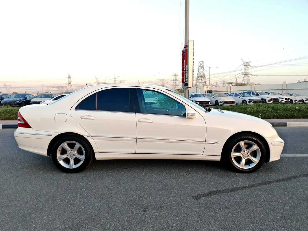 Car Image 2006 MERCEDES C Class 230