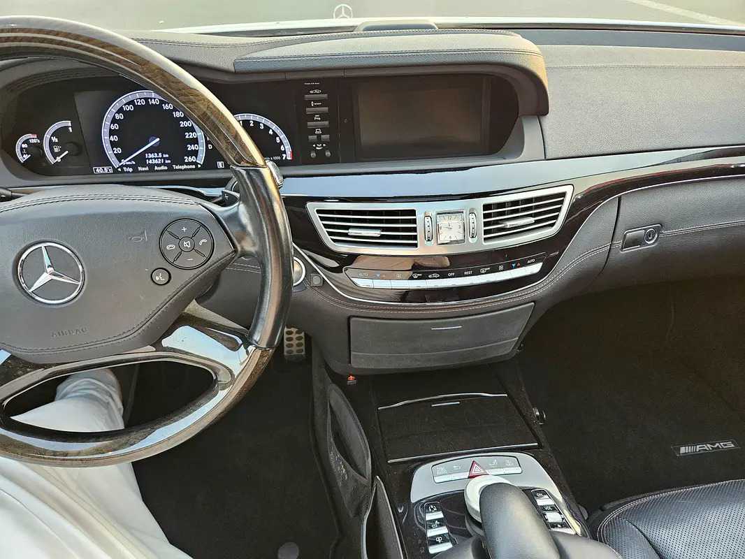 Car Image 2013 MERCEDES S Class 550