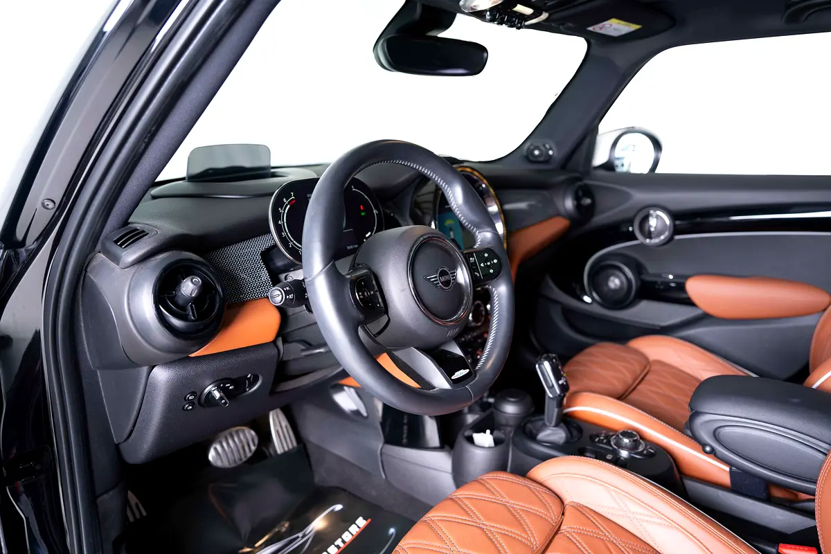 Car Image 2022 MINI COOPER S JCW