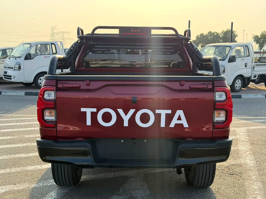 Car Image 2022 TOYOTA HILUX GR Sport