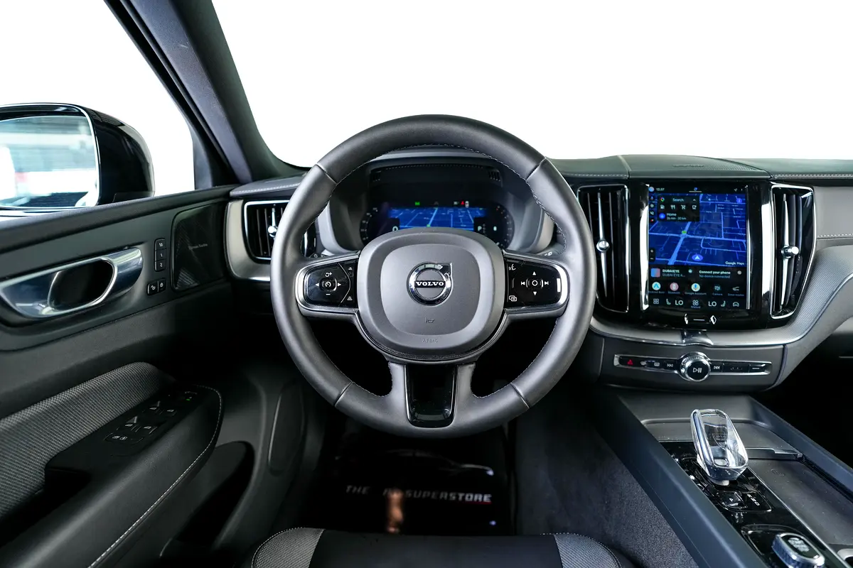Car Image 2023 VOLVO XC60 