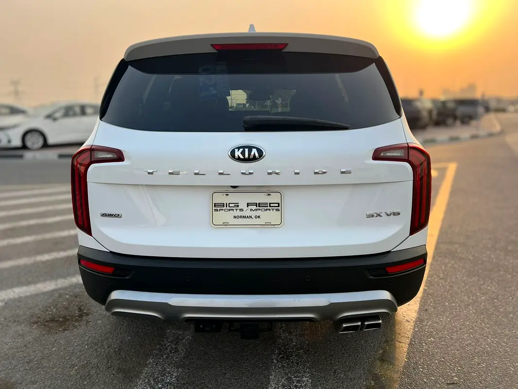 Car Image 2021 KIA TELLURIDE SX