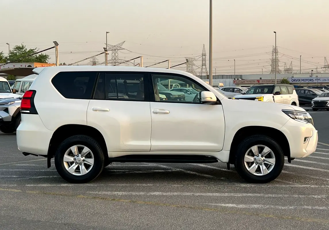 Car Image 2023 TOYOTA Prado TX