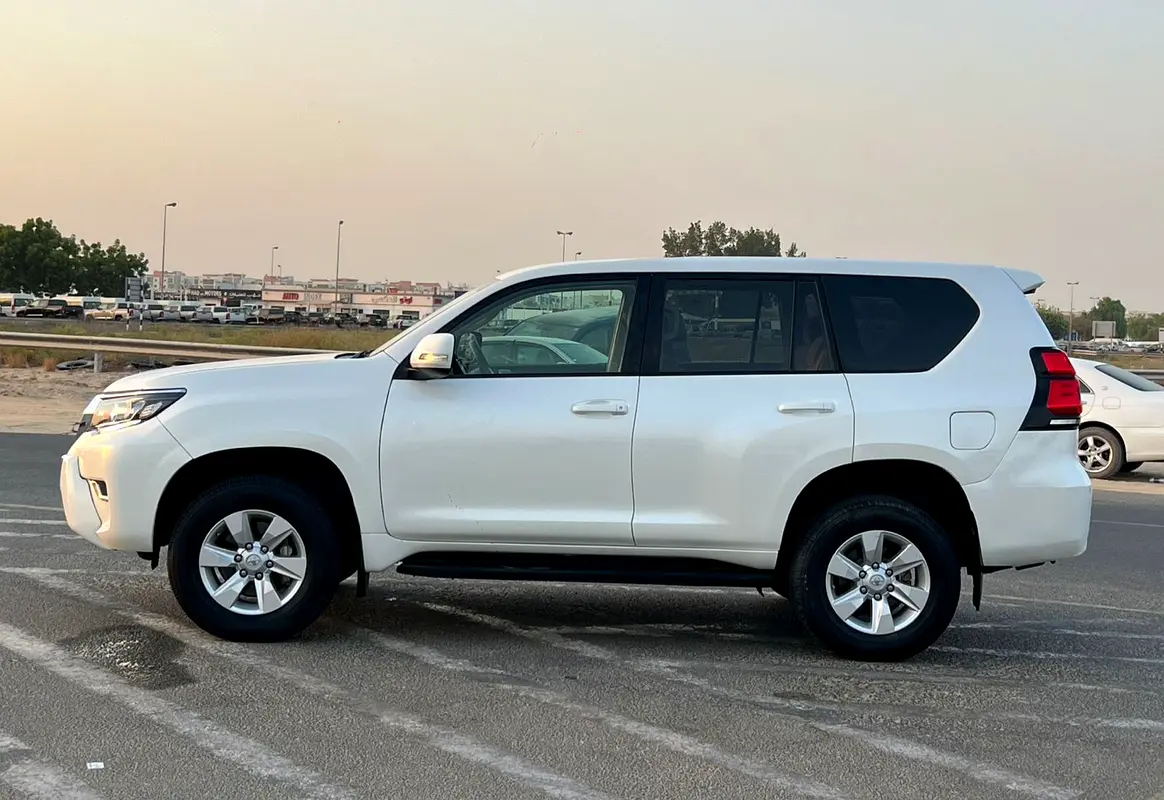 Car Image 2023 TOYOTA Prado TX
