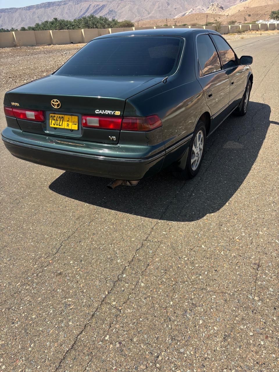 Car Image 1999 TOYOTA CAMRY LE