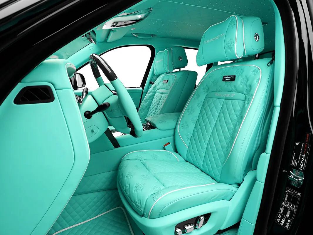 Car Image 2026 ROLLS ROYCE CULLINAN 